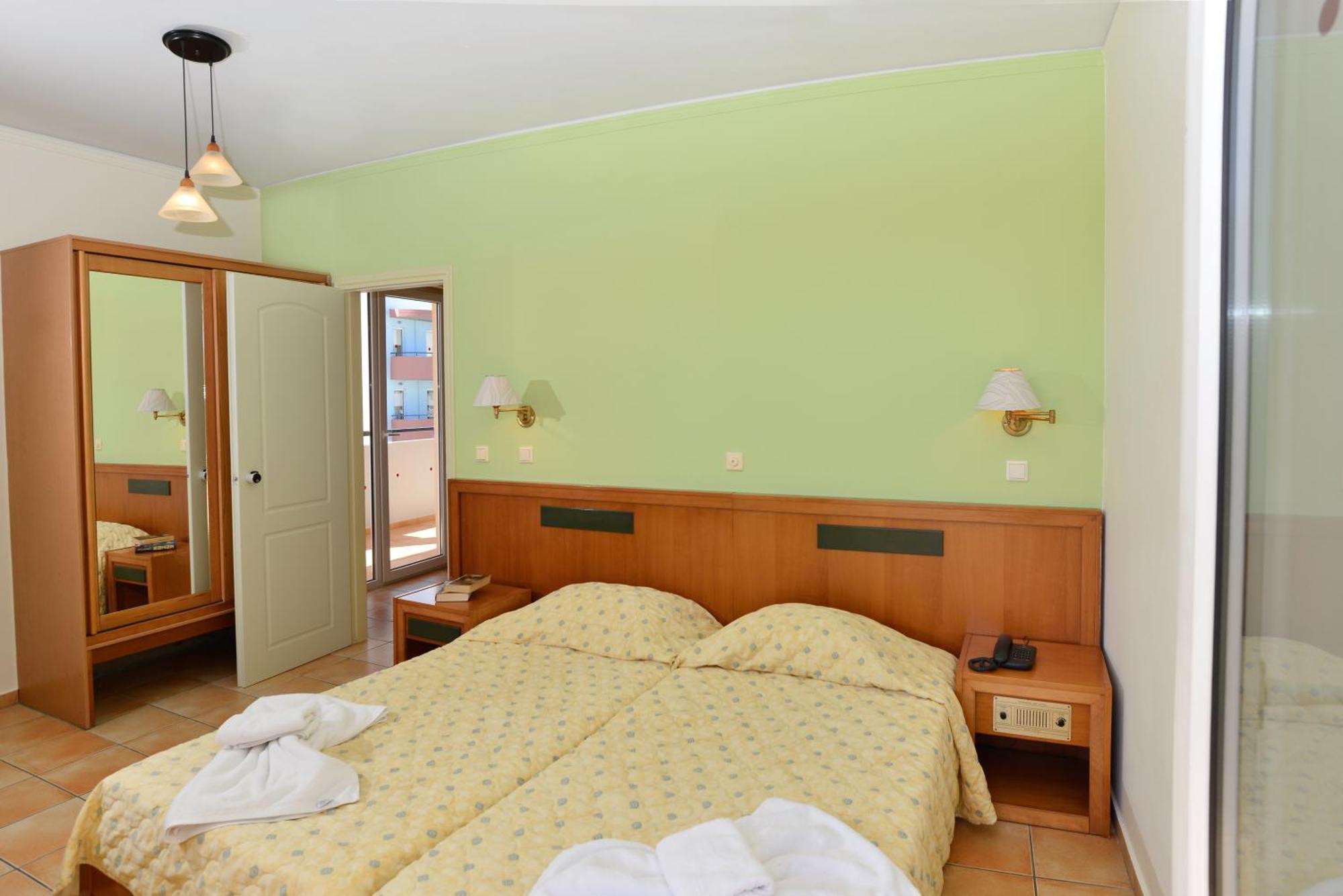 Lefkoniko Beach & Icarus Suite Apts Rethymno  Exterior photo